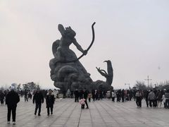 -巴陵广场