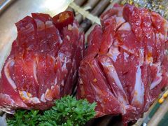 -汉城烤肉·黑金冠(华山路店)