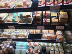 面包甜点陈列柜-85度C(广州石牌桥店)