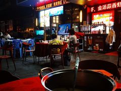 -龙巢盱眙龙虾·牛蛙·烧烤宵夜(八卦岭店)