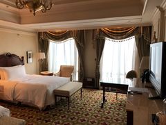 -广州富力丽思卡尔顿酒店