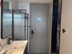 -如家商旅酒店(上海徐家汇柳州路桂林公园地铁站店)