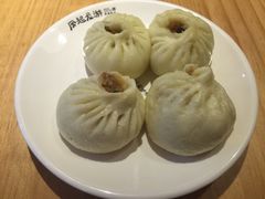老面土猪肉包子-凤起龙游老面包子(凯德晶品店)