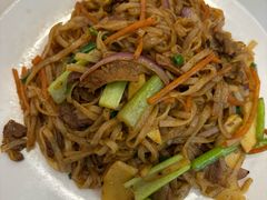 牛腩炒粉-129老爸茶丨清补凉