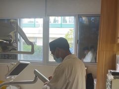 -上海仁爱医院口腔科 · 种植