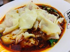 红油抄手-花市豌杂面(民生路店)