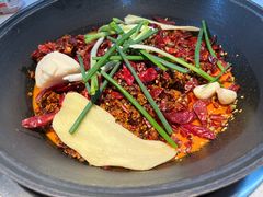 全牛油红汤锅-芈重山老火锅(广州首店)