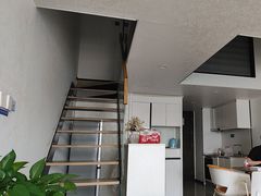 -铂斯登行政公寓(深圳北站汇隆中心店)