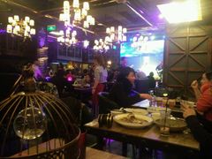 -爱啤精酿·民谣酒馆(滨江店)