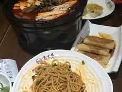 -张氏宽窄巷成都名小吃(茂业百货华强北店)