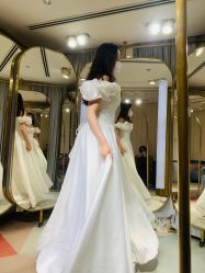 -LA GRACE高端婚纱礼服定制馆
