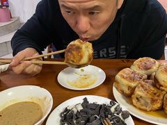 -宝瑞门钉肉饼店