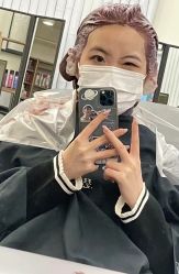 -茶发Salon·烫发染发理发