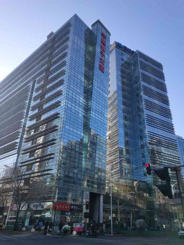 中国电子大厦-"2006年起曾经公司在这个楼上办公10年.