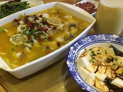 -乌镇那一年小院主题餐厅(甘泉西路店)