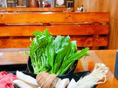 -丽江庭院·云南野生菌·海鲜火锅(鼓楼四合院店)