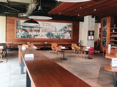 大堂-星巴克(天津工华道智慧山店)