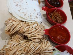烙馍四宝拼-大地烙馍村(商城路店)