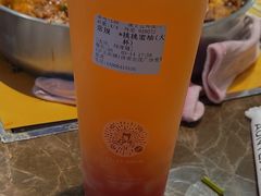 -沪上阿姨鲜果茶(世茂广场宽厚里店)