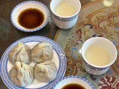 -笑来喜馄饨小笼工坊(通扬路店)