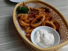 -必胜客(武汉欢乐谷店)