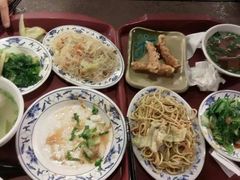 -六合夜市