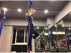 -舞佳舞空中瑜伽馆