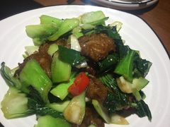 青菜炒肉圆-老馆子·建德菜·山肴鱼鲜(海威新界店)