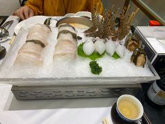 -红鼎豆捞·非遗鲍皇汤火锅(宝丰路店)