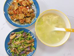 -爱的果实月嫂育婴师(世纪东方店)