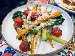 -LESCEDARS Brasserie Bistro香柏树