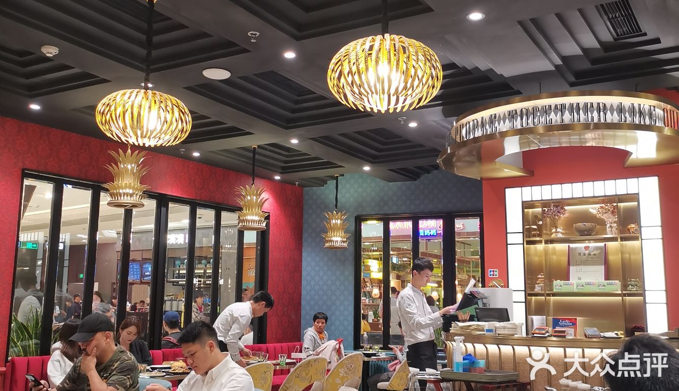 十一假期跟老公来上海，在港汇恒隆广场逛累了