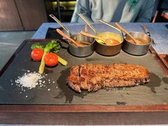 -弦月窗LUNETTE BY AMANDA(复兴路店)