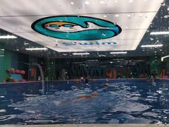 -Swim斯卫姆国际儿童游泳中心(红博中央公园店)