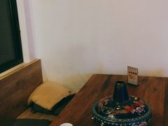 -毛辣果·贵州红酸汤牛肉火锅(西单店)
