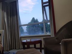 -兴芮温泉度假区