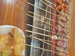 -哈尔滨小酒馆·鲜肉现穿自助烧烤(康新花园店)
