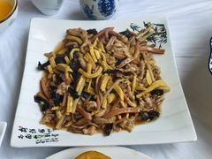 -宾朋海鲜特色美食餐厅·纯手工鲅鱼水饺(兴海路店)