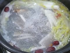 -濠轩阁特色生蚝火锅(水湾路店)