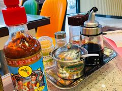 -七爷清汤腩·港式茶餐厅(世博店)