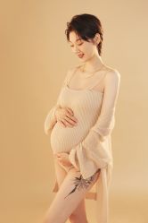 点击看大图 -专注孕妇照亲子照·纪田摄影