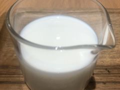 -ZING COFFEE 镜咖啡