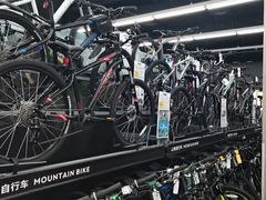 -迪卡侬(越秀公园店)