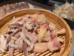 -尚尚仙·酸汤猪手·猪肚鸡火锅(华联万柳购物中心店)