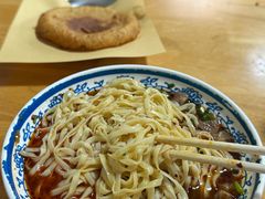 -魏旺湖北正宗牛肉面(硚口公园店)