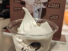 椰椰冻雪糕杯-喜茶(中山利和新地店)