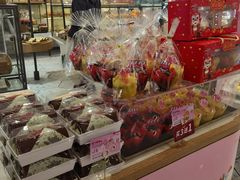 零售区-面包新语(上地华联店)