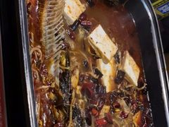 -令狐冲·炭烤活鱼(宝龙店)