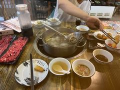 -刘少华贵州小黄牛·鲜牛肉火锅(总店)