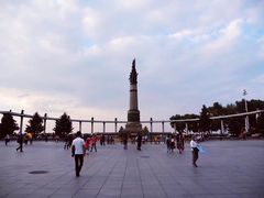 -人民防洪胜利纪念塔